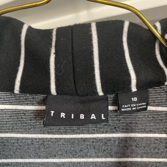 Tribal black and white blazer - Picture 4 of 4